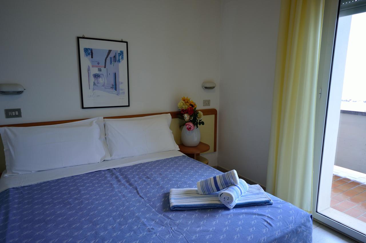 Hotel Man ลิโด ดิ ซาวิโอ ภายนอก รูปภาพ