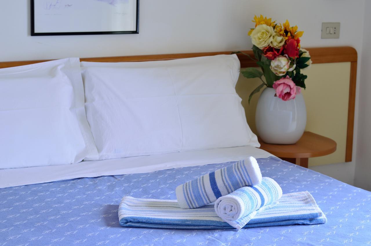 Hotel Man ลิโด ดิ ซาวิโอ ภายนอก รูปภาพ